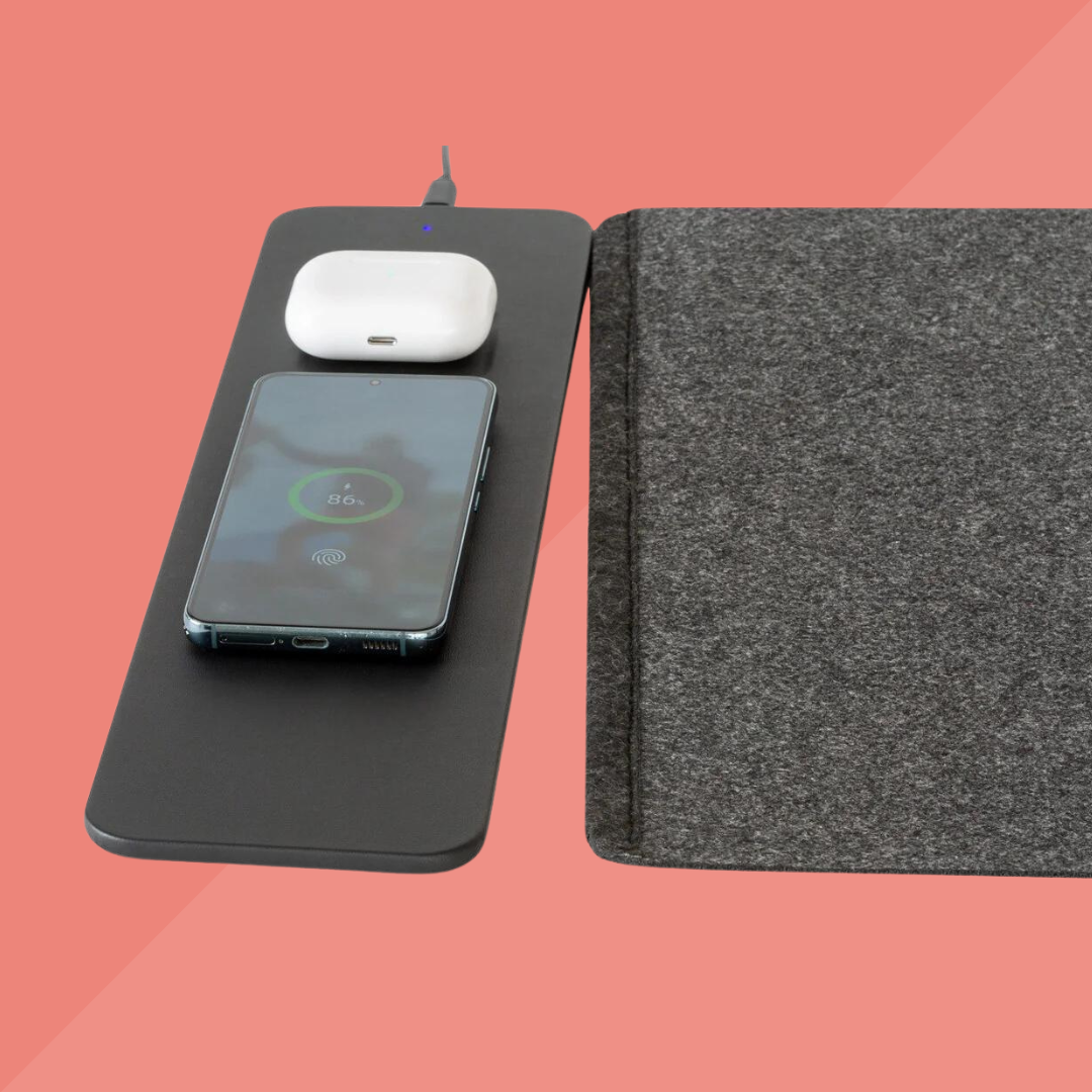 Desk Mat With Wireless Charger